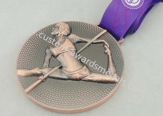 De Medailles Vernikkelde die Matrijs van het triatlonlint voor Decoratie wordt geslagen