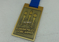 Aangepaste Gouden 3D Marathonmedailles, de Sportmedailles van het Matrijzenafgietsel, de Medailles van het Lintemail met Zinklegering