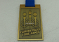 Aangepaste Gouden 3D Marathonmedailles, de Sportmedailles van het Matrijzenafgietsel, de Medailles van het Lintemail met Zinklegering